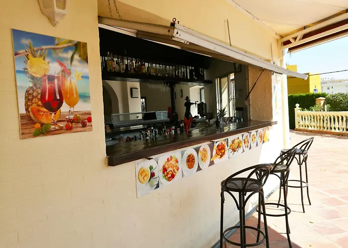 Happy Club Playa Flores Hotel 3*