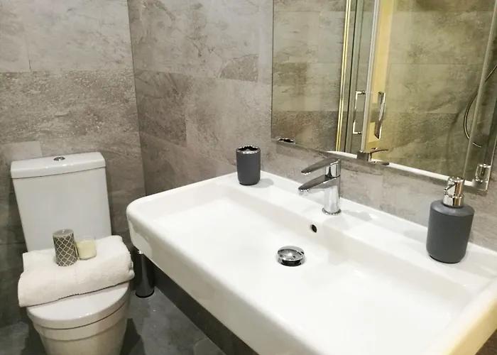 Happy Club Playa Flores 3*