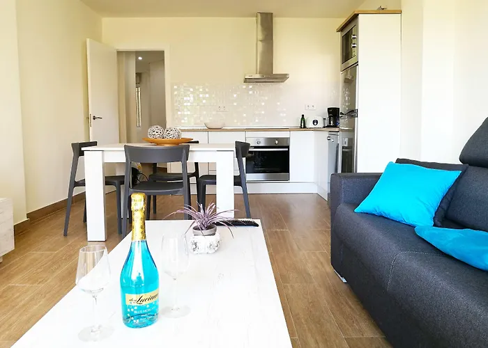 Hotel Happy Club Playa Flores 3*