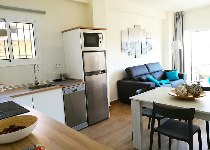 Happy Club Playa Flores